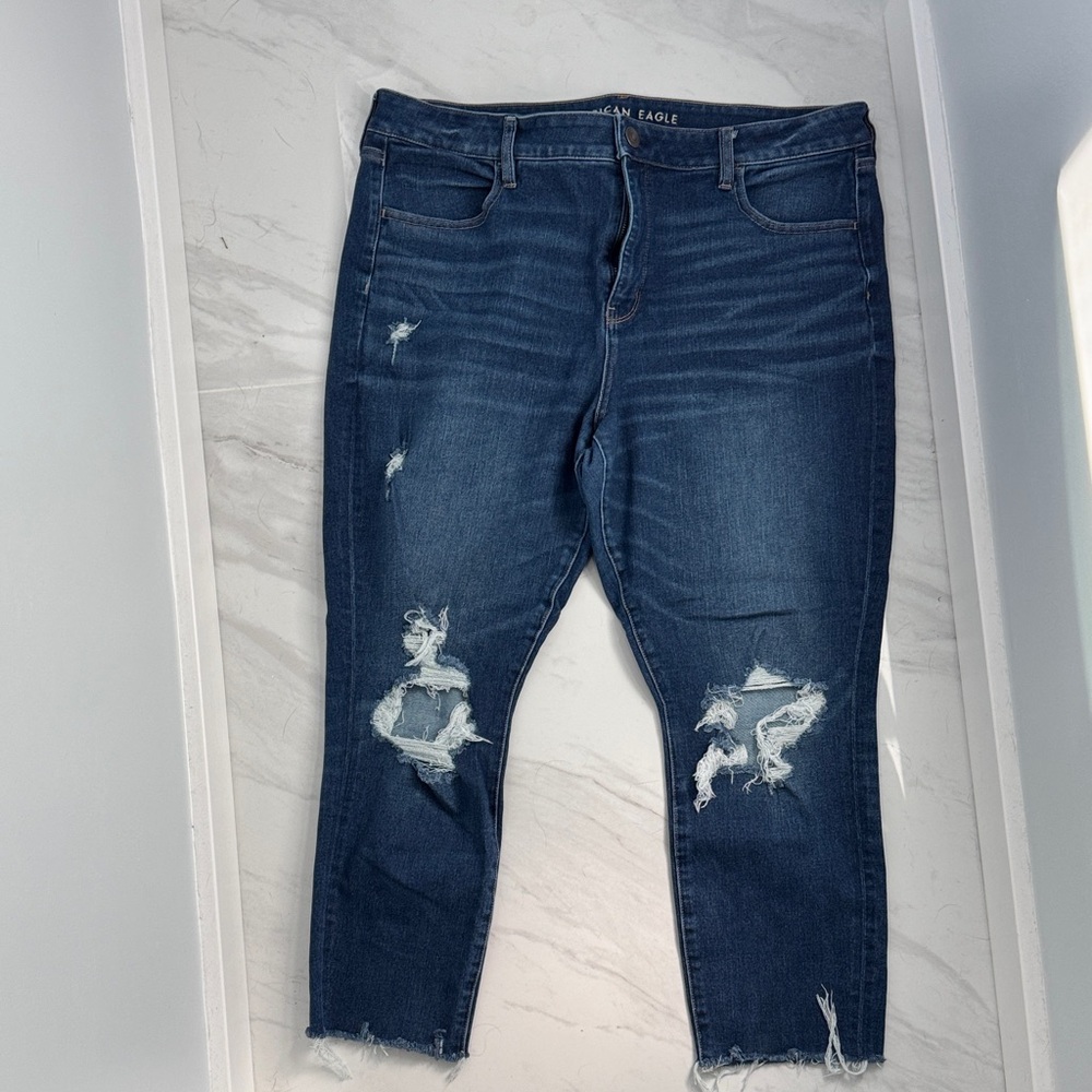 American Eagle Outfitters Women's Ripped Dark Blue Cropped Jeans